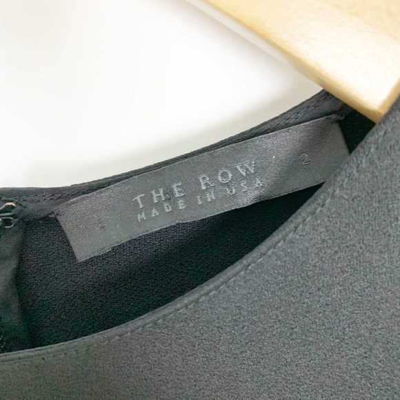 The Row Contrast Seam Crew Black Tee Blouse Top 2 - Picture 4 of 7